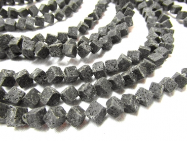 Indonesia Lava schwarz kompakt Würfel 6mm quer gebohrt