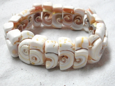 Armband Meeresschnecken ca. 25mm breit