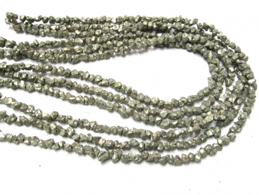 Pyrit kleine Rohnuggets ca. 5mm