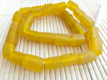 Recyclingglasperlen Tubes gelb