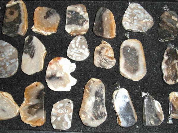 pendant_1147