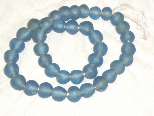 Recyclingglasperlen-L_2529-aquamarinblau