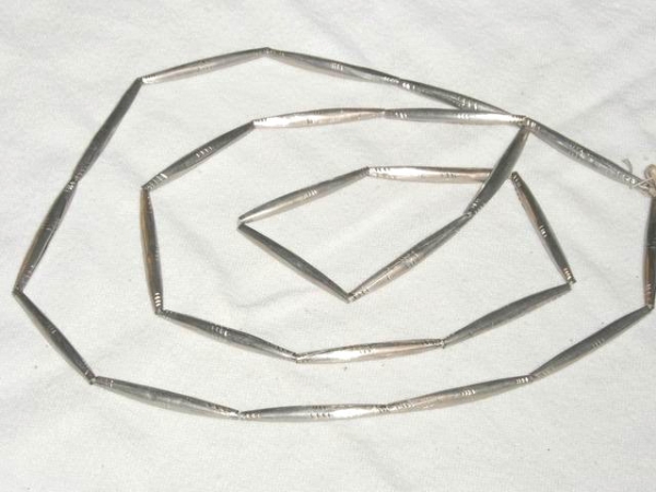 TuaregBeads-Fulani-silber-roehrchen-S_0956