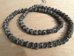 Terracotta Clay Beads schwarz rund ca. 10mm, Strang mit 75 Stück